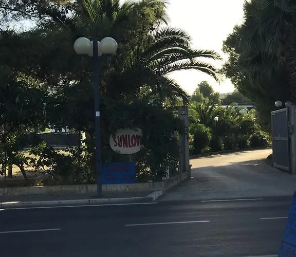 Sunlove בית נופש *